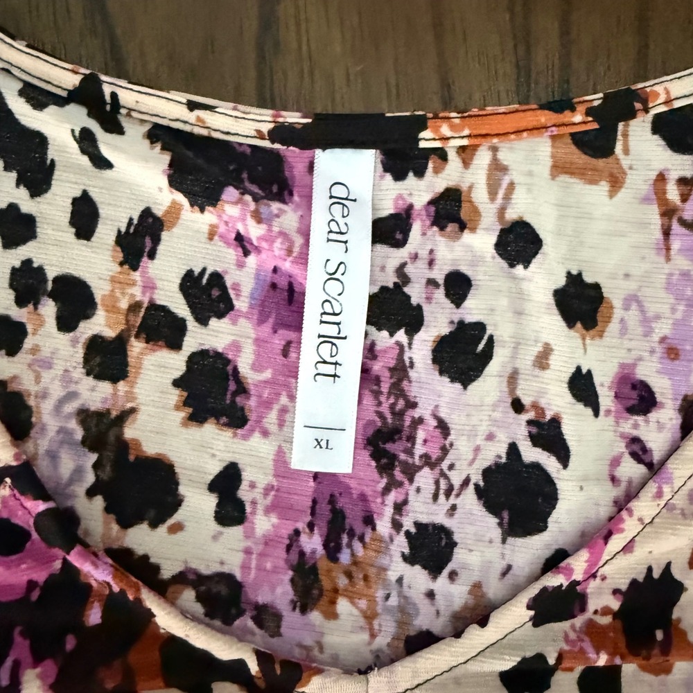 Dear Scarlett Womens XL Purple Pink Abstract Animal Print V-Neck Flutter Top - Picture 4 of 7